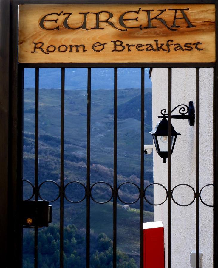 Eureka Room & Breakfast Pietrapertosa Eksteriør bilde